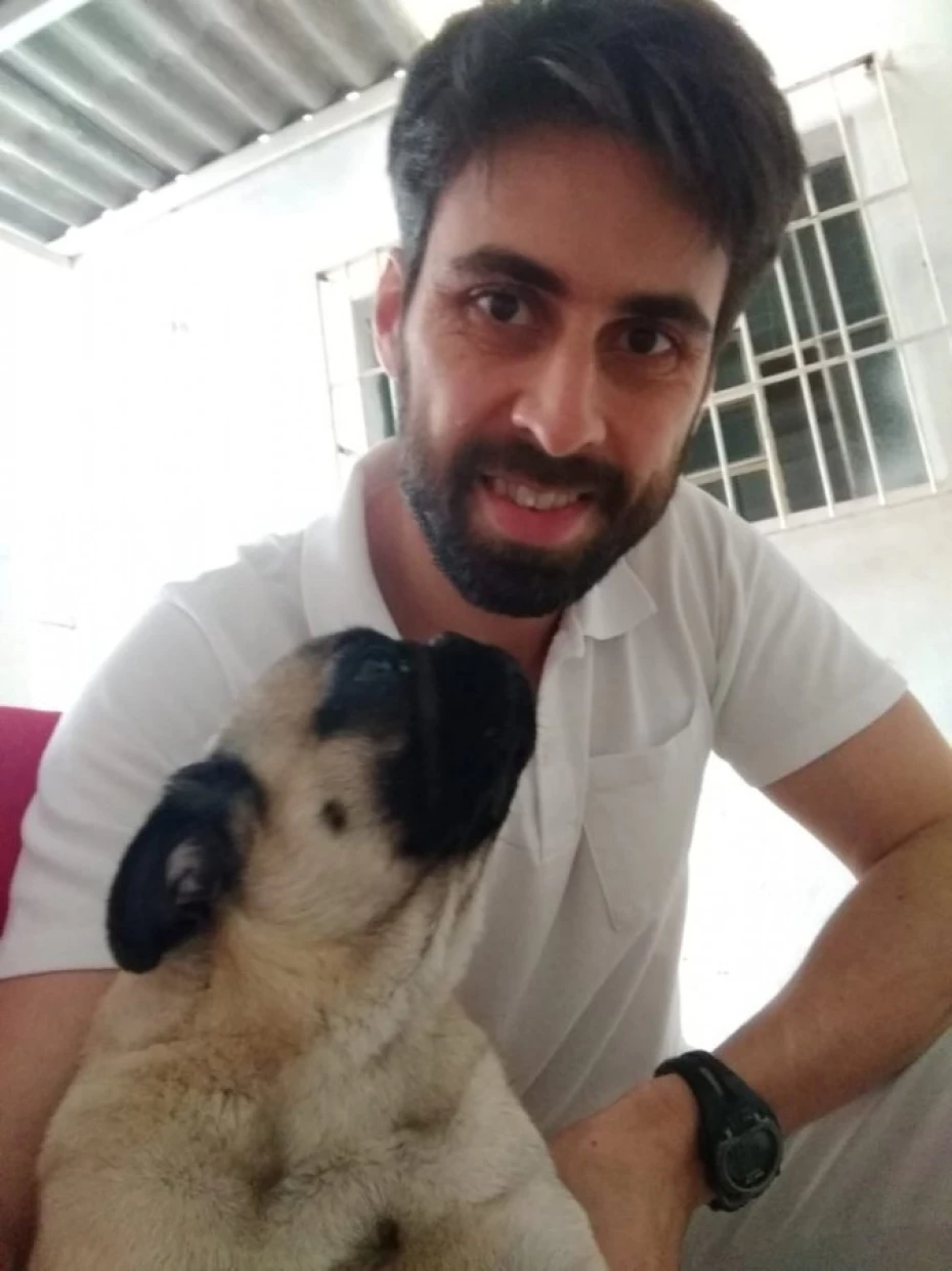 Foto 2:  — Dr. Thiago Luiz Santos Tross - Médico Veterinário